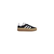 Adidas Svarta Mocka Låga Sneakers Black, Dam