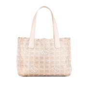 Chanel Vintage Pre-owned Nylon chanel-vskor Beige, Dam