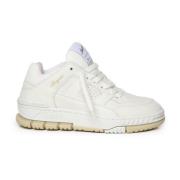 Axel Arigato Vita Sneakers med Guldlogotyp White, Dam