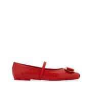 Salvatore Ferragamo Röda platta skor för kvinnor Red, Dam