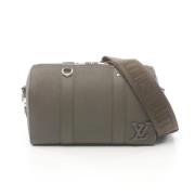 Louis Vuitton Vintage Pre-owned Laeder crossbodyvskor Gray, Dam