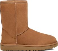 UGG Women's Classic Short II Boot Chestnut