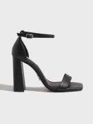 Steve Madden - High heels - Black - Airy Sandal - Klackskor