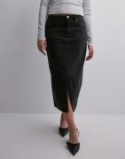 Pieces - Svart - Pcjessie Hw Denim Midi Skirt Noos E