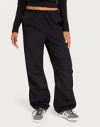 Only - Svart - Onlecho Mw Parachute Pant Pnt