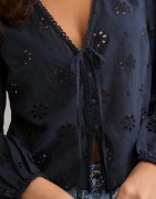 Nelly - Blå - Broidery Anglais Blouse