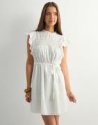 Vero Moda - Vit - Vmtrine Sl Short Lace Dress Wvn Ga