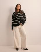 Pieces - Svart - Pcmathilde Ls O-Neck Knit Noos Bc