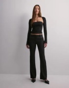 Nelly - Svart - Low Waist Linen Flare Pants