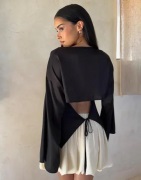 Nelly - Svart - Sassy Satin Blouse