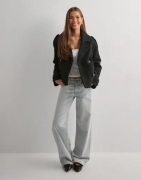 Nelly - Svart - Short Warm Trench Jacket