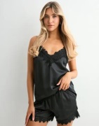 Pieces - Svart - Pcjenna Xmas Satin Nightwear Set Wv