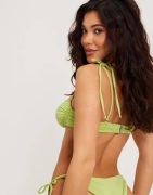 Nelly - Grön - Glowing Bikini Balcony