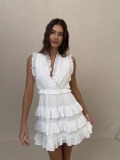 Nelly - Vit - Adorable Flounce Dress