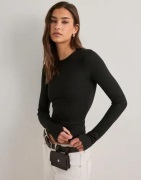 Nelly - Svart - Sculpting LS Top