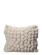 Byon Pillow Pom Pom Kräm