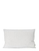 STUDIO FEDER Maddie Cushion Vit