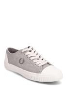 Hughes Low Textured Suede Låga Sneakers Fred Perry