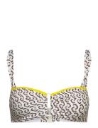 Chantelle Beach Authentic Bikini Wirefree Bandeau Spacer Bra Beige