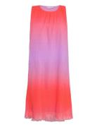 Plissé Dress In Dip Dye Kort Klänning Pink Coster Copenhagen