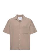 Camp Collar Shirt - Earth Knit Tops Polos Short-sleeved Beige Garment ...