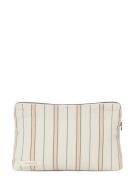 STUDIO FEDER Celia Toiletry Bag Beige