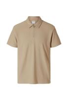Slhrelax-Plisse Half Zip Ss Polo Ex Tops Polos Short-sleeved Beige Sel...