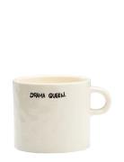 Anna + Nina Drama Queen Mug Vit