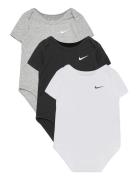 Nike Nkb 3Pk Swoosh Bodysuit Multi/patterned