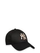 New Era League Essential 9Forty Neyya Svart