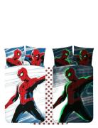BrandMac Bed Linen Spiderman 1053 Glow - 100X140 40X45 Cm Röd